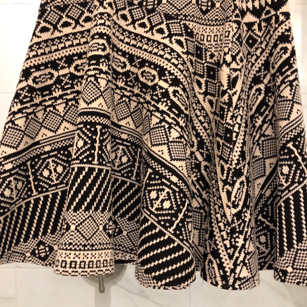 Patterned Skirt - image 3